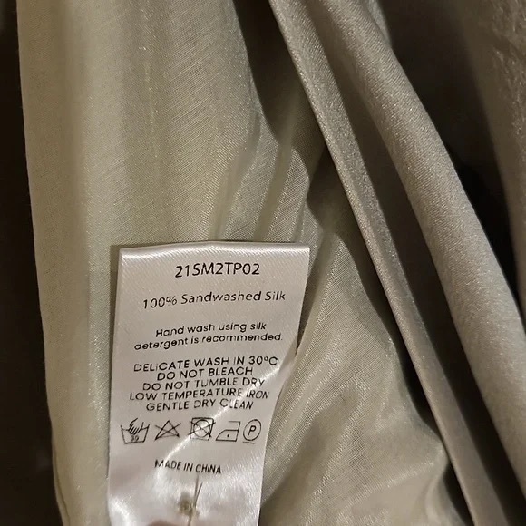 Silk Madison 100% genuine silk sage green pant suit | top and blazer - Picture 3 of 14